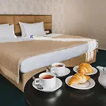 Alkor Hotel 4*