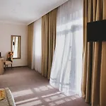 Hotel Alkor 4*