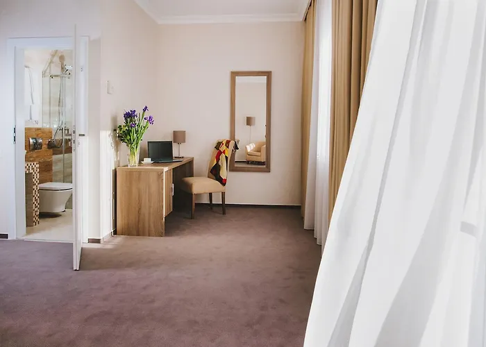 Alkor Hotel 4*