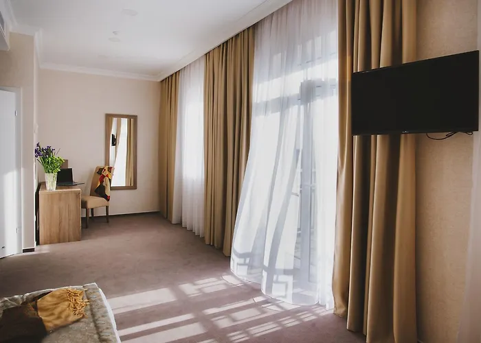 Hotel Alkor 4*