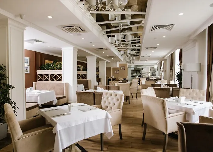 Hotel Alkor 4*